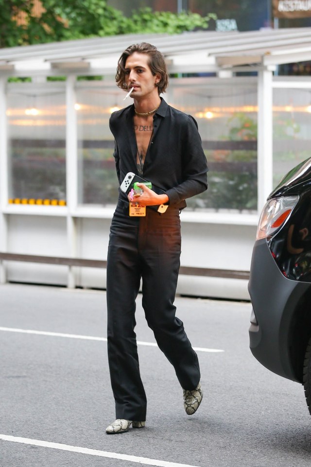 Damijano David prošetao Njujorkom u štiklama: Stajling miljenika žena o kojem će se dugo pričati