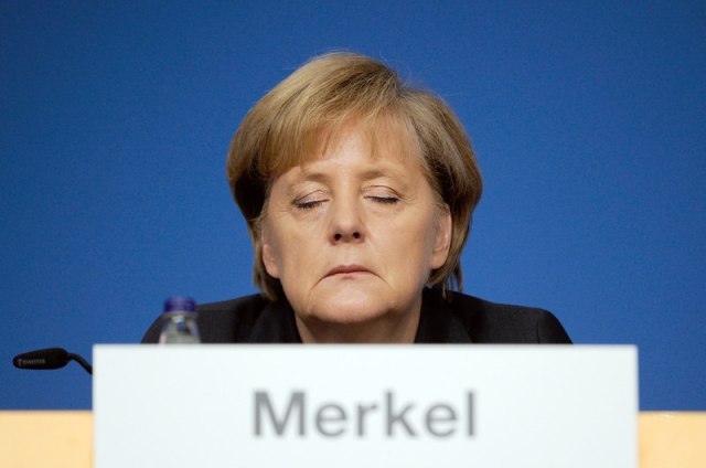 Putin hladno, Merkel emotivno