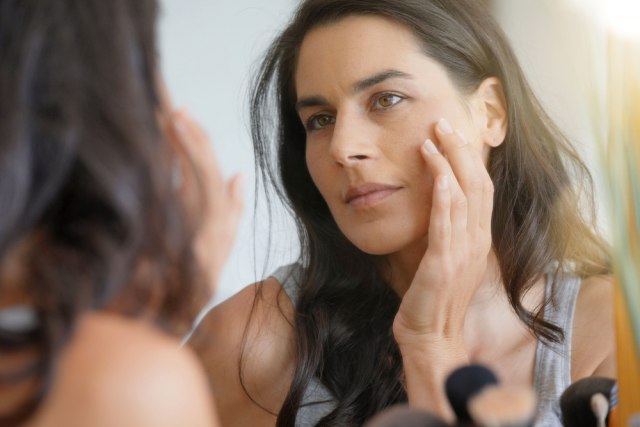 Promene u boji kože mnogo govore: Bledilo ukazuje na slabost, pad pritiska ili anemiju, a OVA PROMENA NA LICU je najopasnija