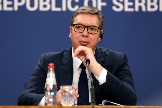 Vučić: Komplikuje se, onda neće biti bitna cena gasa – onda gasa nema. Ništa više nije nemoguće