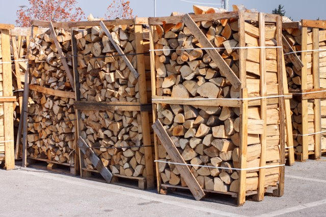 Nemci kupuju drva za zimu – cena èipsa i peleta drastièno skoèila