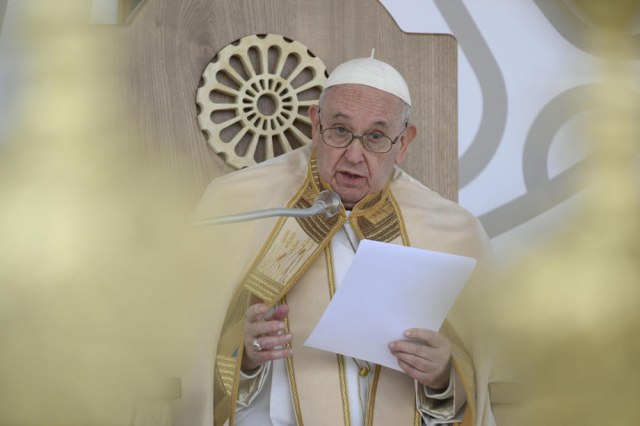 Papa pozvao Italijane da imaju više dece
