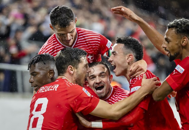 Švajcarska se ne šali – treæa pobeda u nizu i obezbeðen opstanak VIDEO