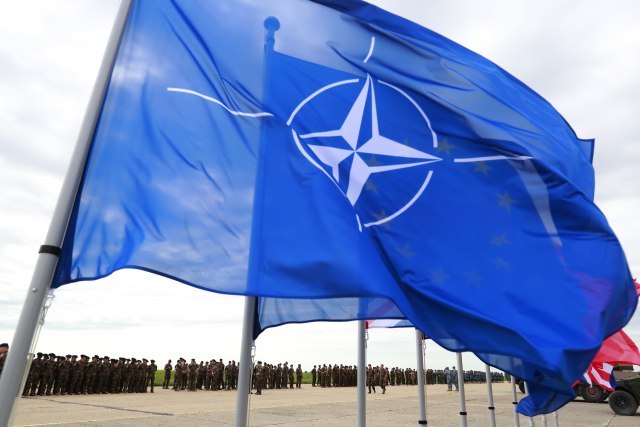 "Zahtev za prijem u NATO - poziv na sukob najveæih sila"