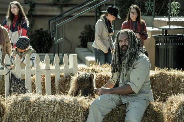 Ekipa serije "Walking Dead" otkrila sudbinu likova pre kraja serije: "Nismo mogli da utičemo"