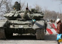 Ruski tenk u Melitopolju zauzetog u ranoj fazi rata/Reuters