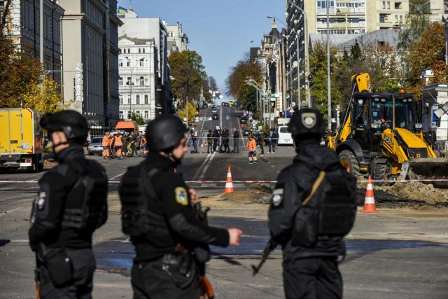 Kijev: Oborili; "Tako da... normalan dan"