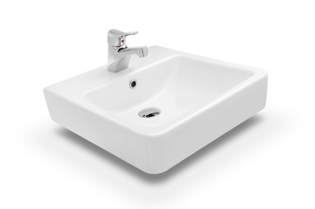 Da li znate čemu tačno služi RUPA NA UMIVAONIKU? Ima dve svrhe...