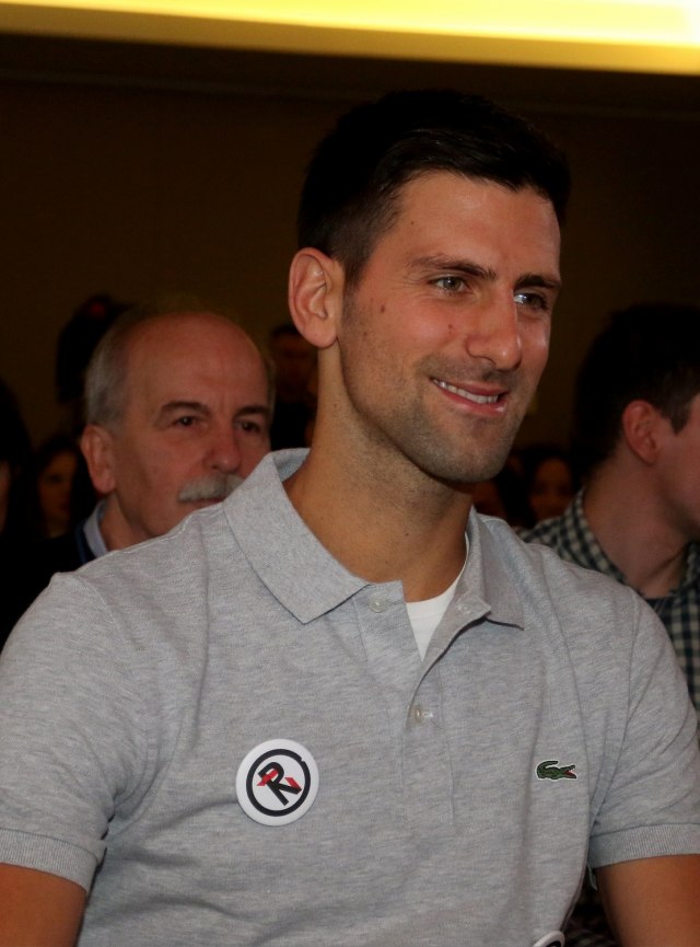 Novak Đoković otvorio kongres neurohirurga: Lekari u transu slušali pozdravni govor tenisera VIDEO