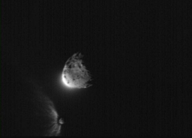 Misteriozni asteroid blizu Zemlje poèeo èudno da se ponaša, nauènici sazvali hitan sastanak