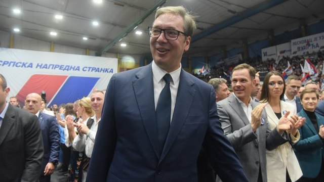 Vuèiæ at 14th anniversary of the SNS: "Serbia is stronger. Surrender isn't an option" - Vimarsana News