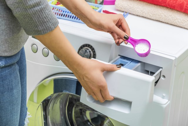 Koristite previše deterdženta: Kako da smanjite troškove pranja i sušenja veša