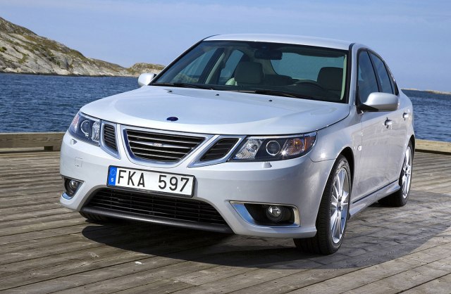 Saab ugašen pre 11 godina, ali neki auto-saloni još rade VIDEO