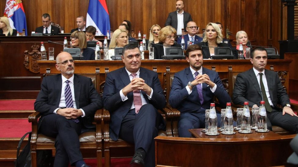 Srbija i politika: Ko je ministar bez portfelja, èemu služi ta funkcija i ko je sve bio na toj poziciji