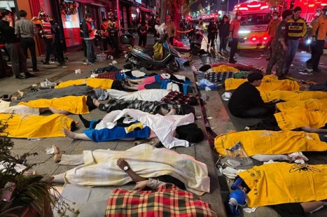 Najmanje 146 mrtvih u stampedu u Seulu, preko 150 povreðenih; poznati detalji tragedije VIDEO