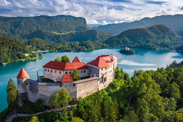 Rumunski i slovenaèki dvorci meðu 26 najlepših u Evropi – da li ste ih posetili? FOTO