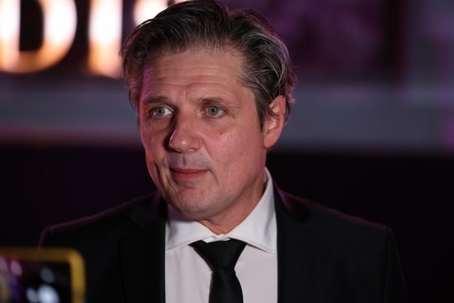 Supruga Nebojše Dugalića je takođe poznata GLUMICA: U braku su više od 20 godina, a evo ko je u pitanju! (FOTO)