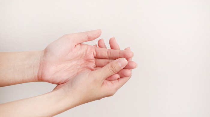 Guarda le tue mani: dicono molto sul tuo stato di salute