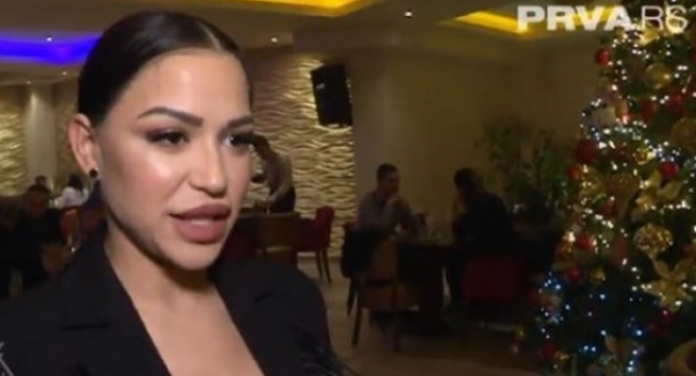 Aleksandra Mladenović se skinula u kupaći: Nižu se komplimenti fanova: 