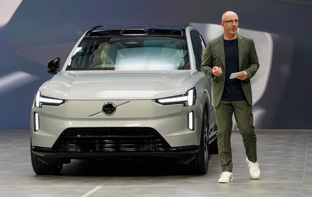 Početak nove ere za Volvo: Debitovao potpuno električni EX90 FOTO