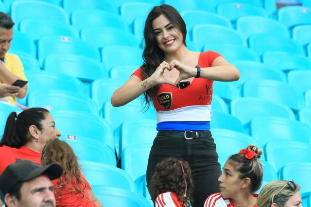 Ove atraktivne navijaèice su se proslavile na fudbalskim prvenstvima, spremaju se da pokore i Katar