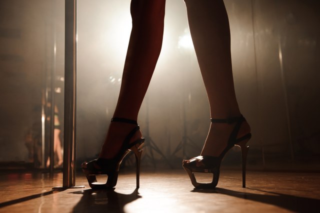 Striptizete iz najelitnijeg seks kluba na svetu odale tajne; Ulaz preko 50.000 evra, ali ne smeju...