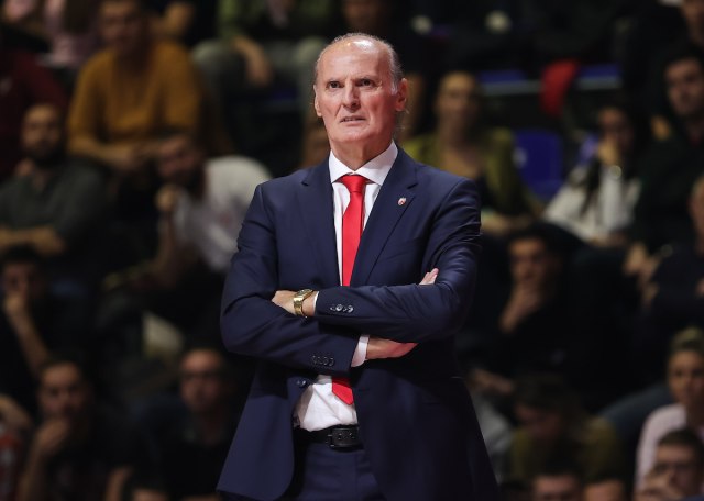 "To pitajte Piksija"