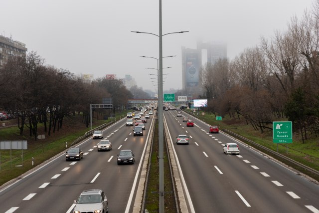 Traže se idejna rešenja – u planu postavljanje zvuène barijere na auto-putu kroz Beograd