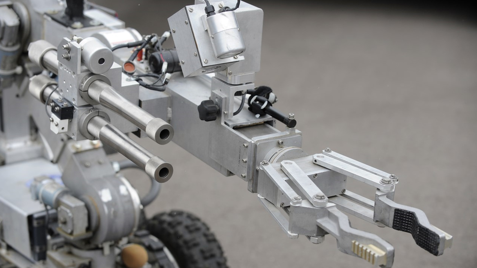 Amerika i tehnologija: Policiji San Franciska dozvoljeno da koristi robote koji mogu da ubijaju