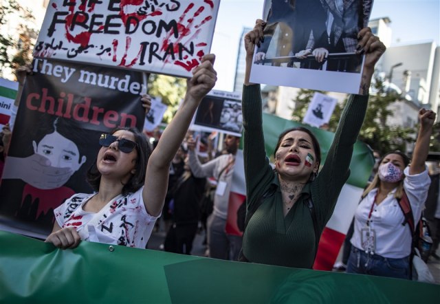 Veliki preokret: Iran ukida moralnu policiju?