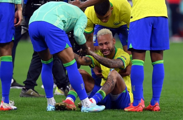 Brazil se vraća kući, Nejmar opet plače: 