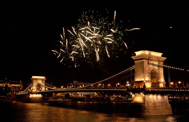Doèek Nove godine u gradovima Evrope: Koliko košta nezaboravna praznièna avantura?