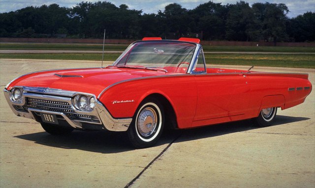 Ford je objavio fotografije svih automobila koje je ikada napravio