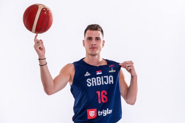 Moæna poruka Nemanje Nedoviæa upuæena ranjenim srpskim deèacima FOTO