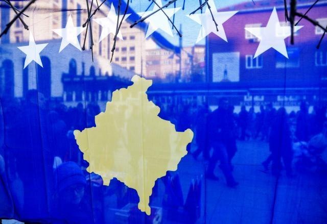 Dok se pucalo na srpsku decu, EU tvitovala: "Kosovo je na pravoj strani istorije" FOTO