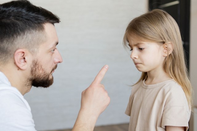 Loše raspoloženje oca utiče na intelektualni razvoj deteta, upozoravaju psiholozi