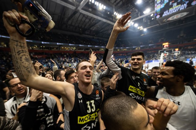 Anðušiæ se izvinio zbog vreðanja Zvezde