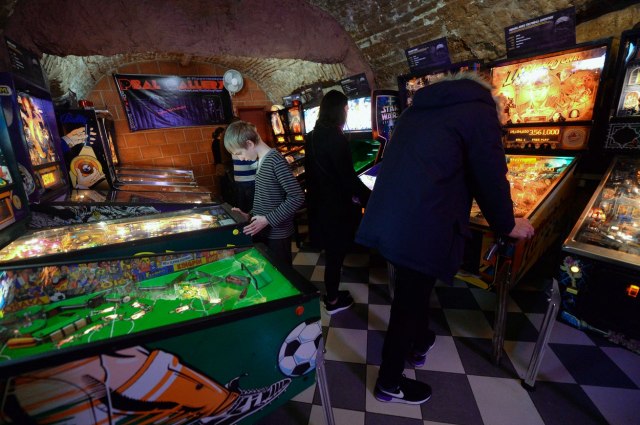 U Budimpešti postoji muzej flipera u kom turisti ostaju po ceo dan VIDEO