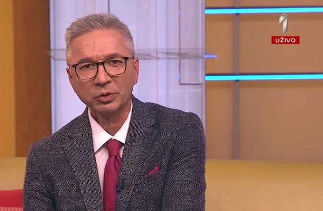Dejan Pantelić se vrlo EMOTIVNIM REČIMA I DRHTAVIM GLASOM oprostio sa gledaocima! Evo gde nastavlja karijeru... (VIDEO)