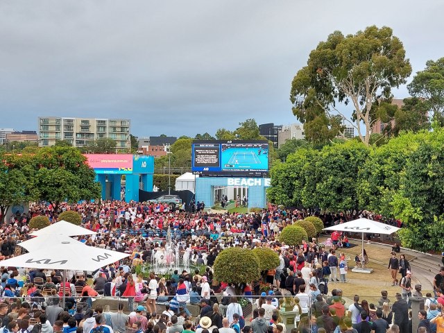 "Rod Lejver" arena je mala – ispred "gori" FOTO