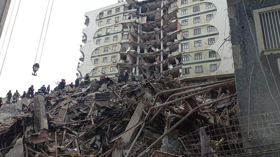 Potpuno uništena zgrada u turskom Dijarbakiru/DENIZ TEKIN/EPA-EFE/REX/Shutterstock