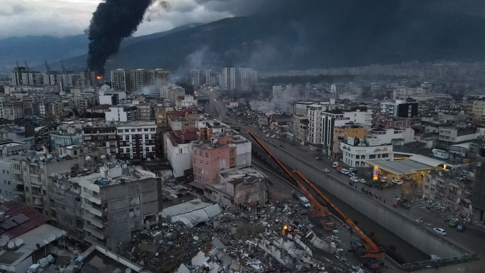 Crni dim iznad Iskenderuna, grada u centralnoj Turskoj/Reuters