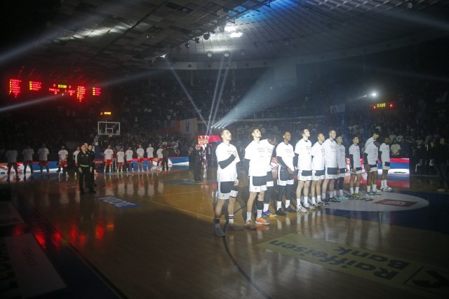 Zašto nam je uvek potreban neko drugi?