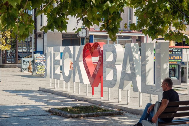 Bratime se Leskovac i Meksiko