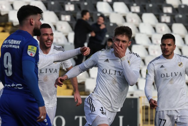 Èuka u finišu slomila Radnik