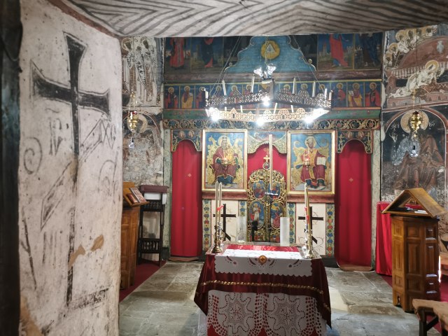 Srpska svetinja u kojoj se kandilo nikad nije gasilo: Ovaj manastir u Srbiji odoleva vekovima