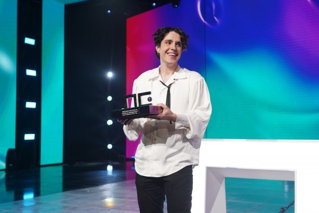 Oglasio se predstavnik Srbije na Evroviziji Luke Black: 