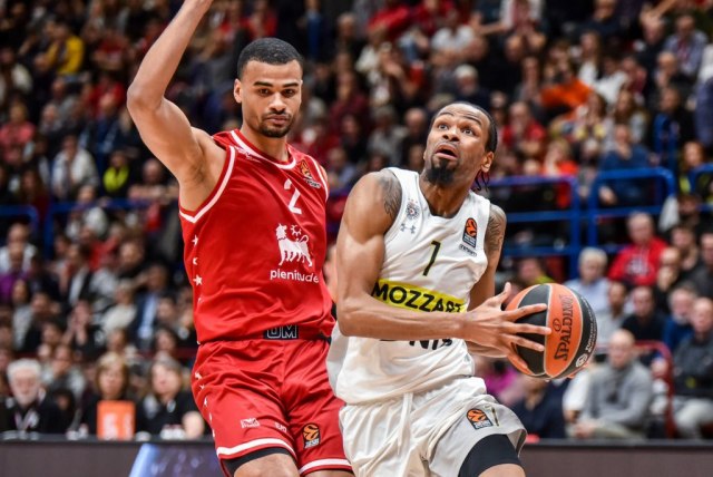 Neprepoznatljivi Partizan nije uspeo da zaustavi zahuktalu Olimpiju