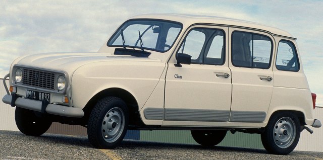 Bivši predsednik kupio Renault 4 za 500, a prodao ga za 60.000 evra! VIDEO