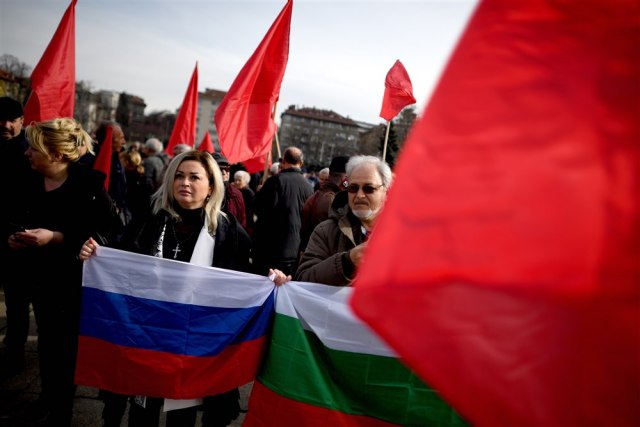 Protesti u Sofiji: "Bugarska zona mira – ne pucamo u braæu"